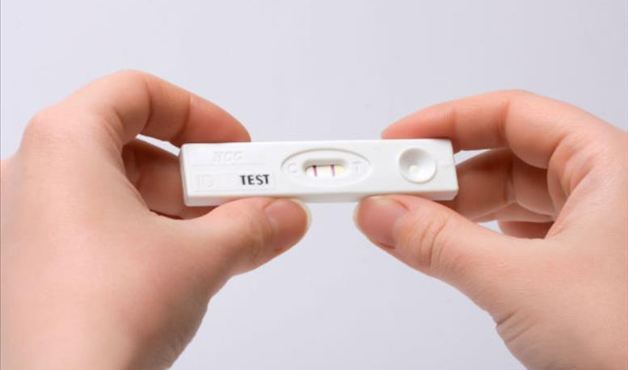 Menstruação atrasada e teste de gravidez de farmácia negativo